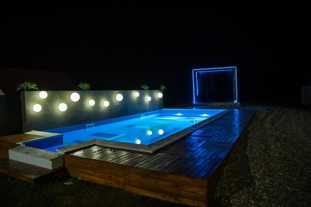 Skriveni Raj Guest House Gornji Milanovac Eksteriør bilde