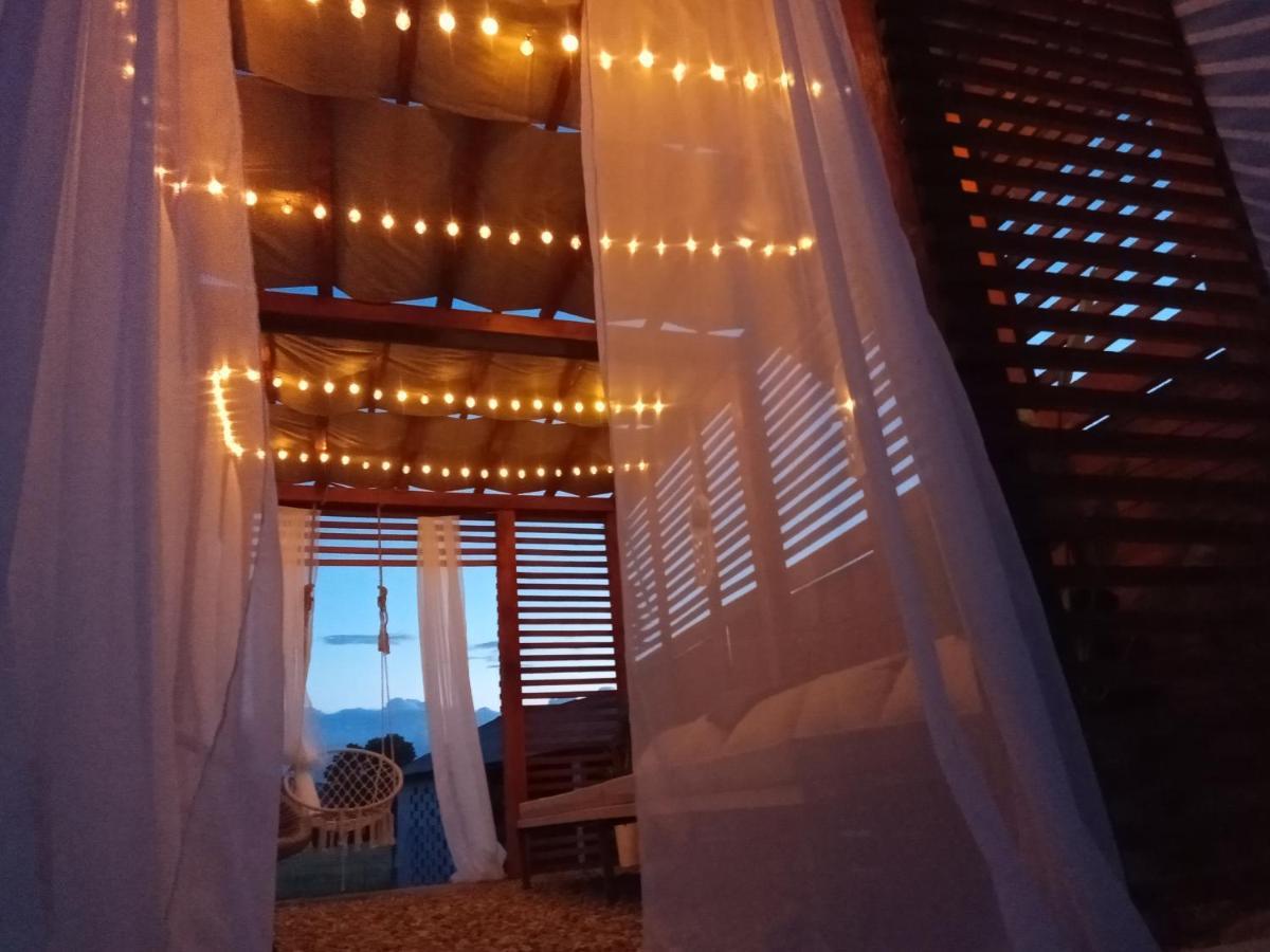 Skriveni Raj Guest House Gornji Milanovac Eksteriør bilde
